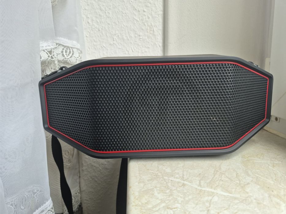 Boxa portabila premium Teufel Rockster Cross