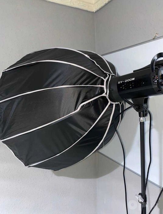 Softbox SY-200W — Professional studia chiro'gi, bir martda ishlatilgan