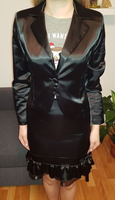 Costum dama mar. 36/38