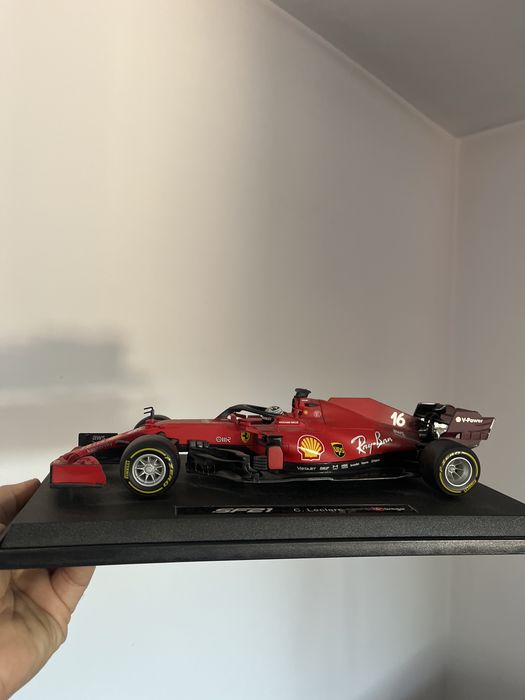Macheta Oficiala Ferrari SF21 - cumparata de la fabrica Ferrari.