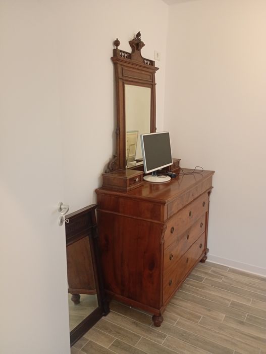 Vând Casă premium nouă utilată și mobilată 4 camere comuna Berceni, accep credit