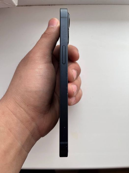 Айфон 13  128gb.