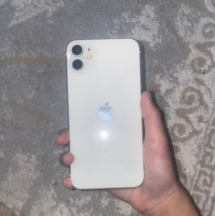 iPhone 11 с гарантией