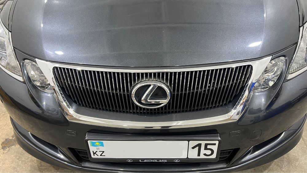 Продам решетку lexus gs рестайлинг