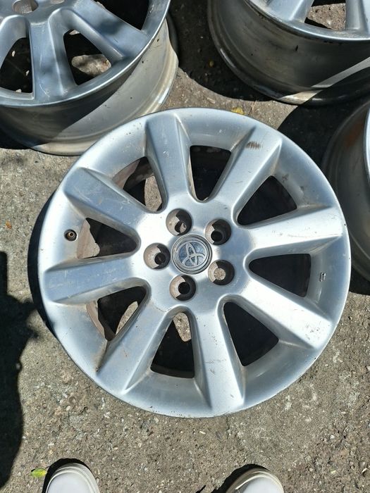 Jante aluminiu toyota avensis 5×114,3 r16