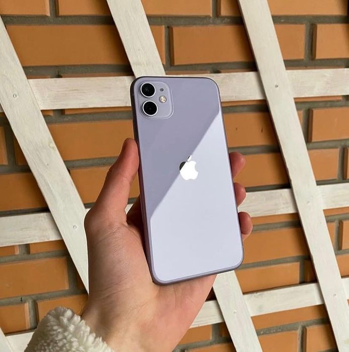 Продам Айфон 11 64гб