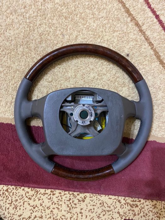 Продаётся руль отличном состояний