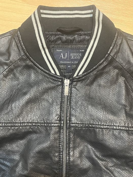 Куртка кожаная бомбер Armani jeans
