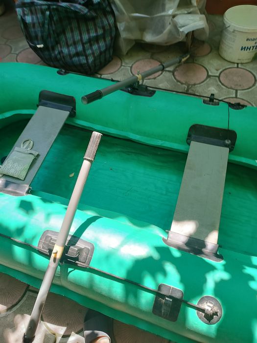 Лодка резиновая, надувная