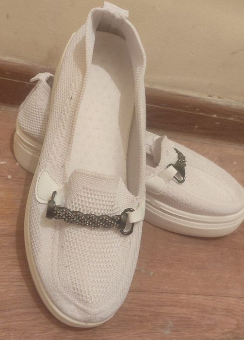 Янги ва Кам кийлган ойок кийим