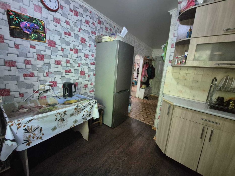 Продам 1 ком квартиру в 20 мкр