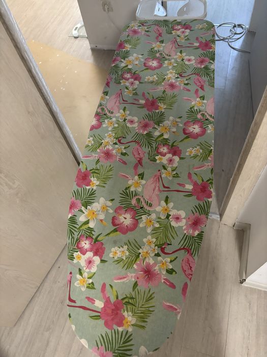 продаю доску гладильную