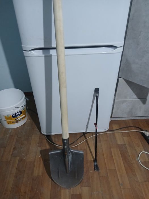 Лопата, Гвоздодёр