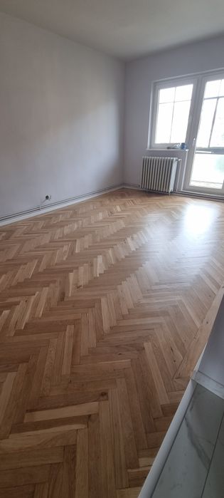 Raschetare parchet, inchiriere masini  reschetare parchet.