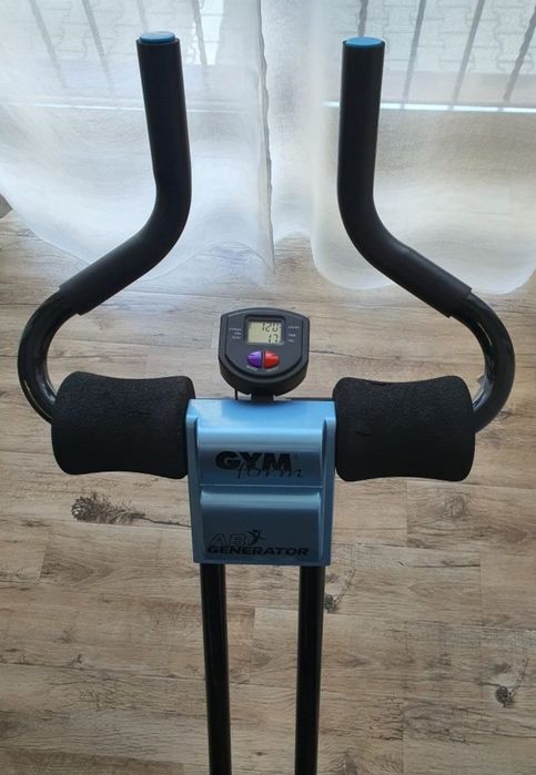 Vand aparat de facut abdomene. Aparat fitness