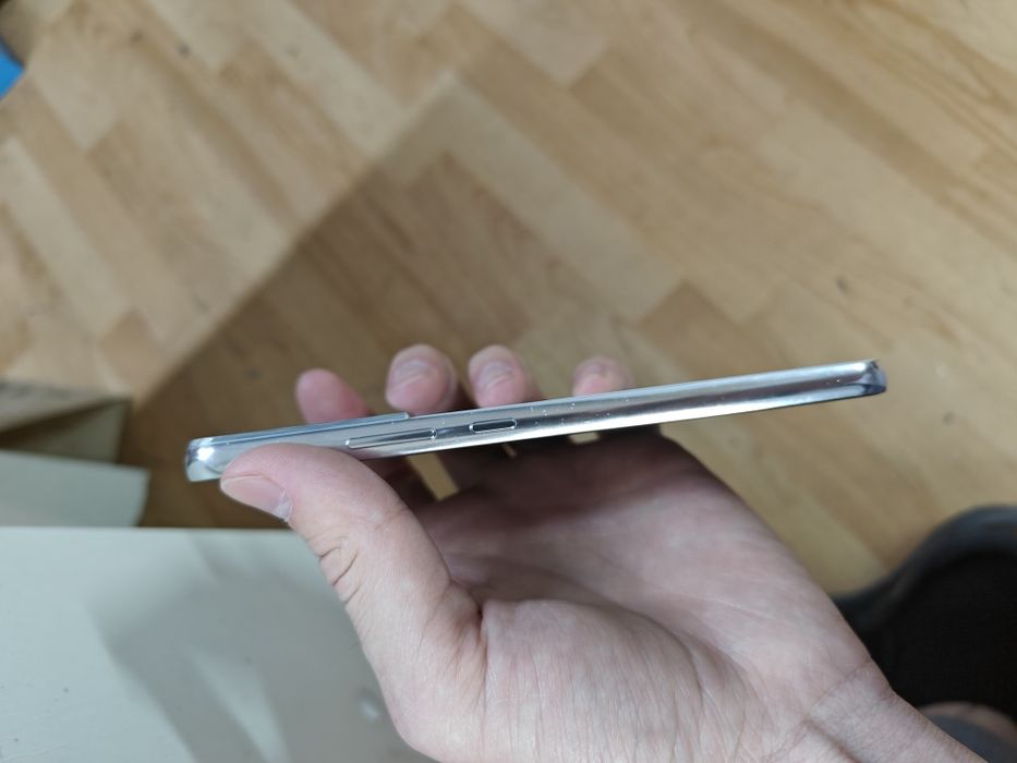 Samsung s22 plus 256гб продам