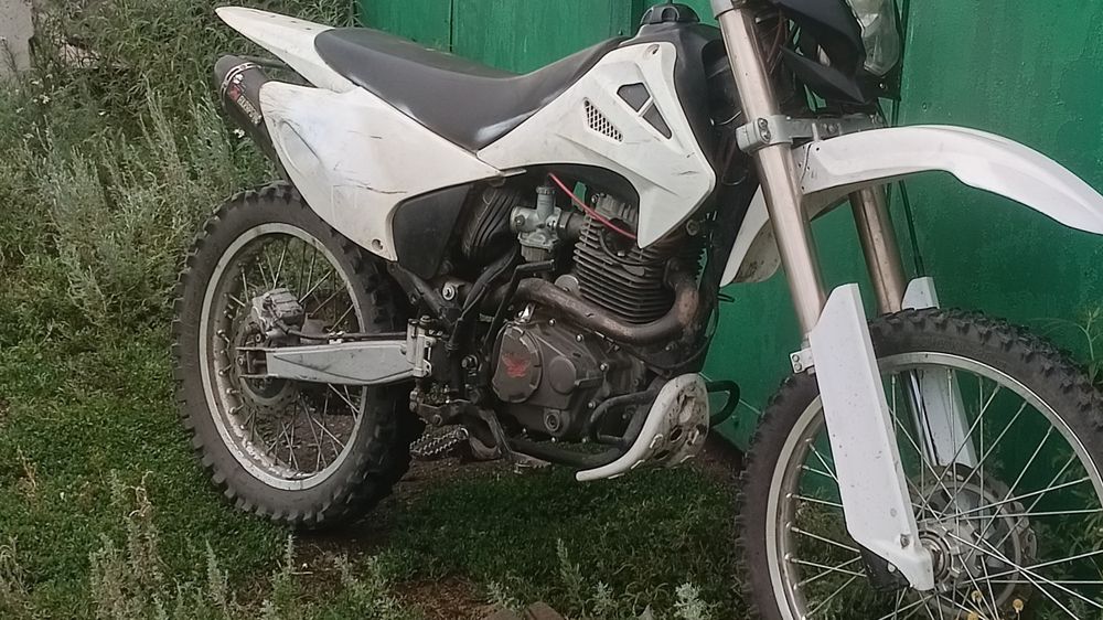 Продам эндуро 300