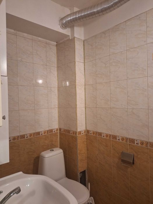 Дава се под наем Тристаен апартамент в Варна, Автогара - 90 кв.м за 561 € - Снимка #4