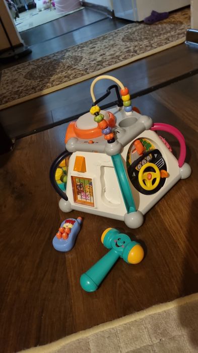 Бизиборд интерактивный