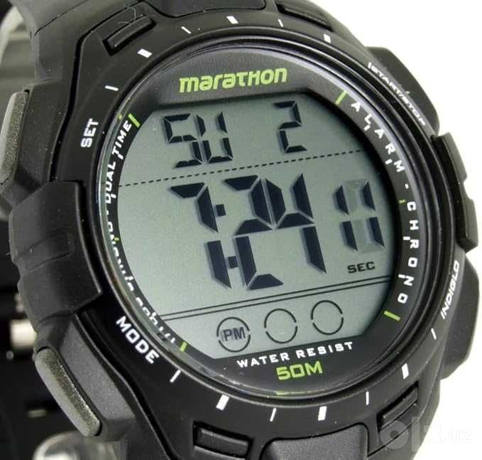 Мужские цифровые часы Marathon by Timex TW5K94800 с черным ремешком