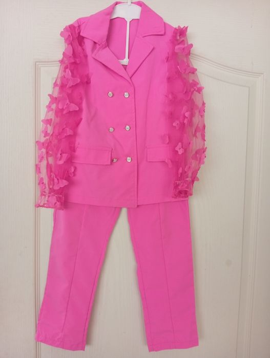 Compleu copii fetița