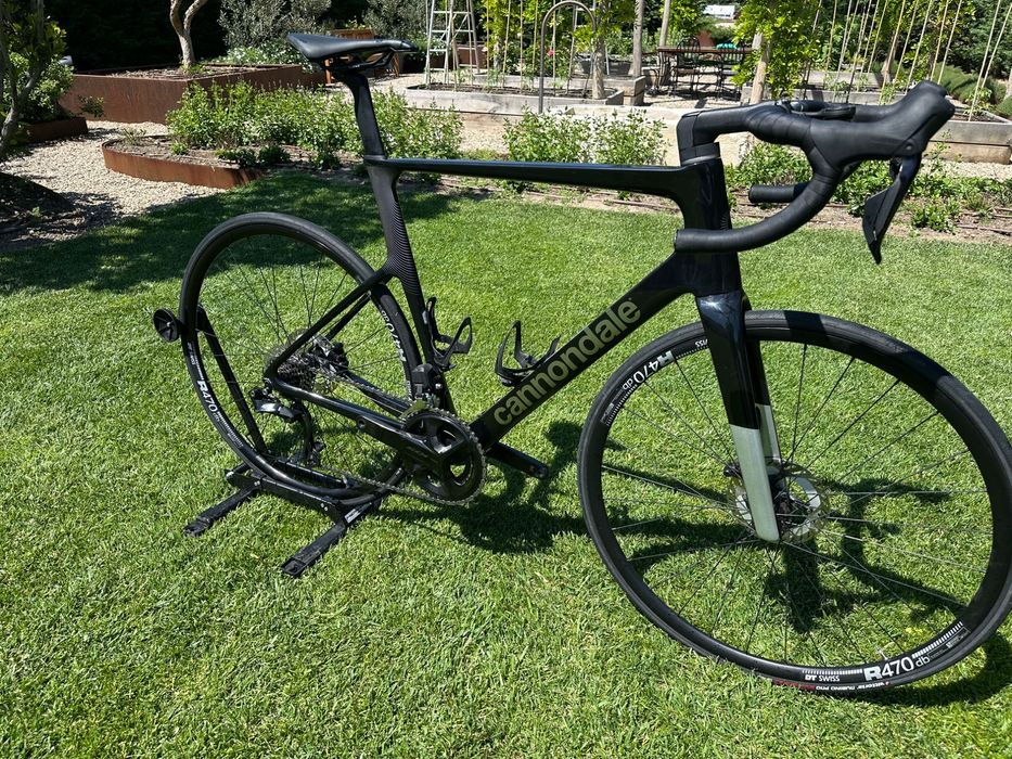Vand cursiera Cannondale supersixevo carbon black