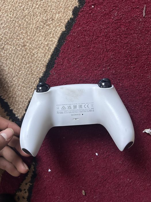 2 Джостик  б/у на пс 5