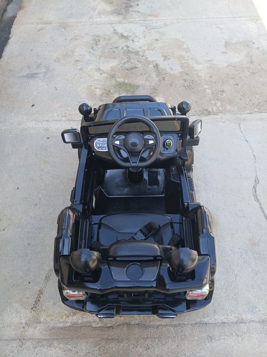 Продаётся детская автомобил в хорошем состоянии