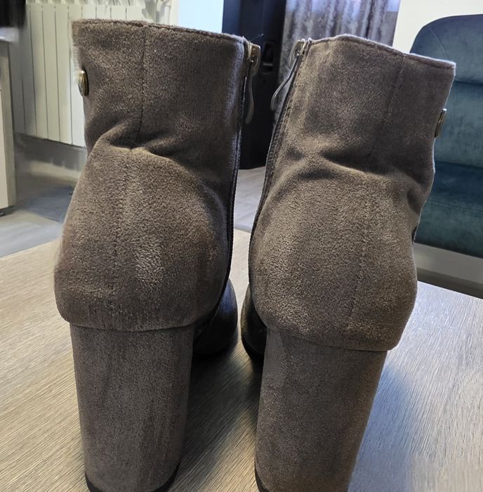 Botine de damă, culoare gri