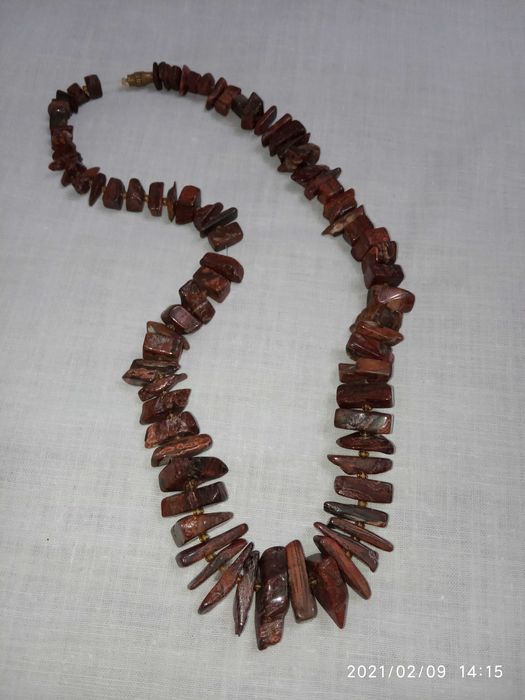 Бусы из натурального камня - яшма.