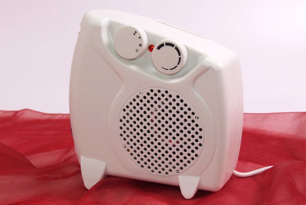 Aparat de climatizare DHS England, 2 trepte, racoreste sau incalzeste camera imediat, NOU