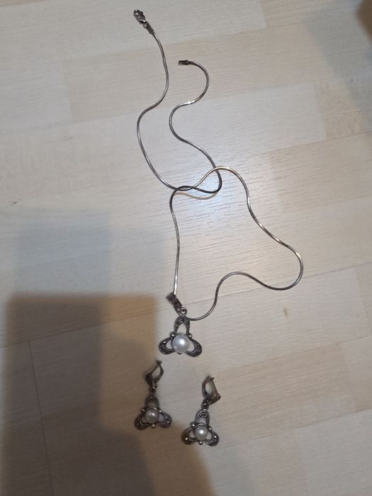 Set lănțișor, pandantiv și cercei vintage. Inscripție 925 pe fiecare