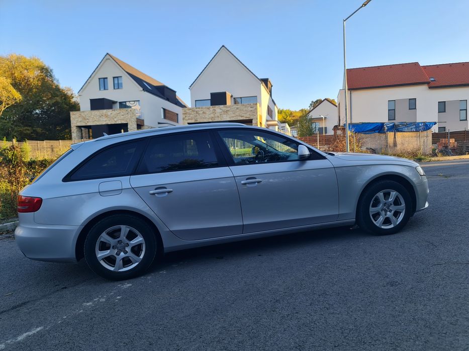 Audi A4 B8 Multitronic Xenon Faza lunga automata Alcantara navigatie