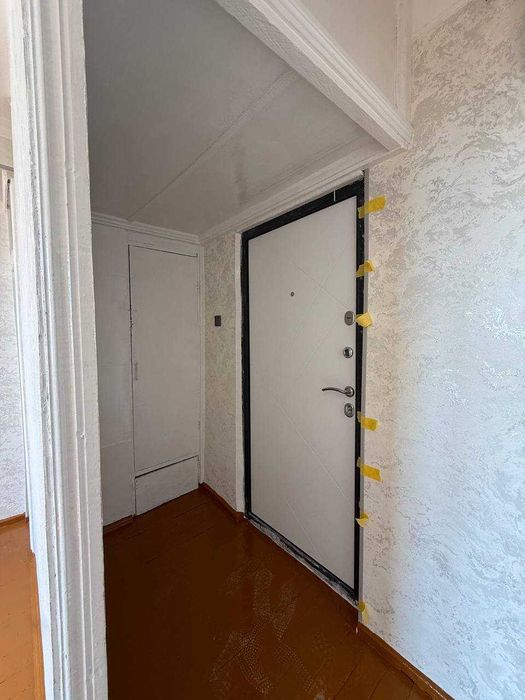 Срочно продается 1комнатная Алмазарский район 1/9/9, 24,37м2