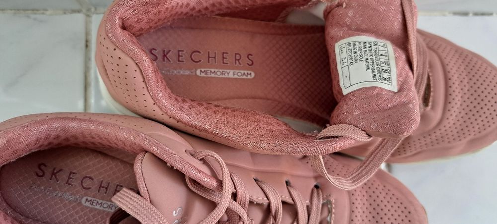 Incaltaminte adidas skechers