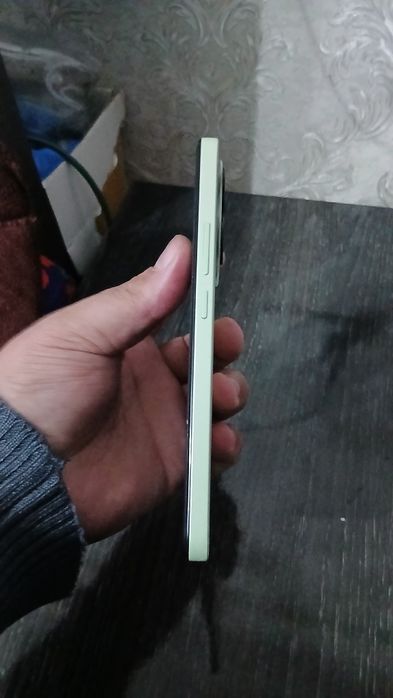 Redmi note 14 joyi 128Gb holati zor