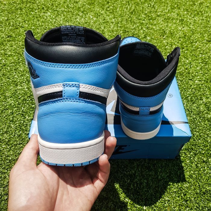Nike Air Jordan 1 UNC Toe