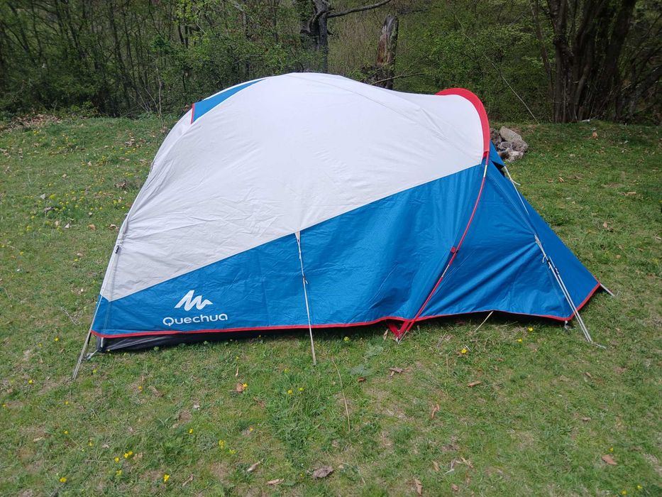 Продавам палатка двуместна