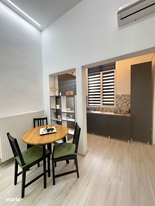Vand apartament 2 camere, ultracentral, Str. Episcopiei