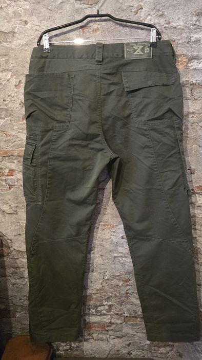 Strauss engelbert, Mascot