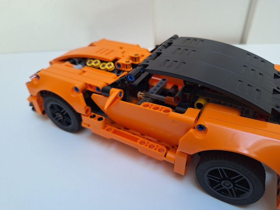 Lego Technic 42093 - Chevrolet Corvette ZR1 - incomplet