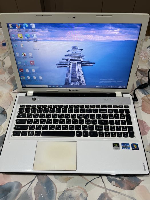 Игровой ноутбук LENOVO