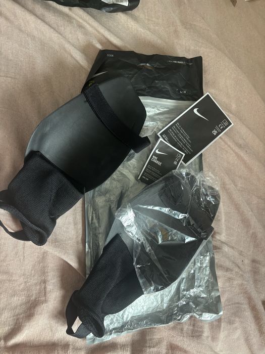 Aparatori Nike Charge M sau L Noi