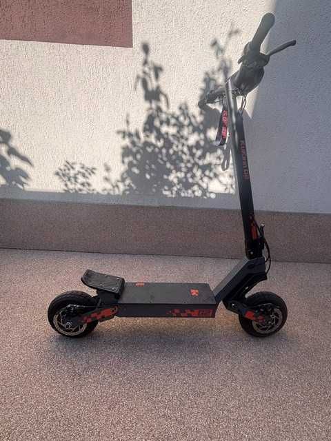 Vand trotineta electrica kukirin g2