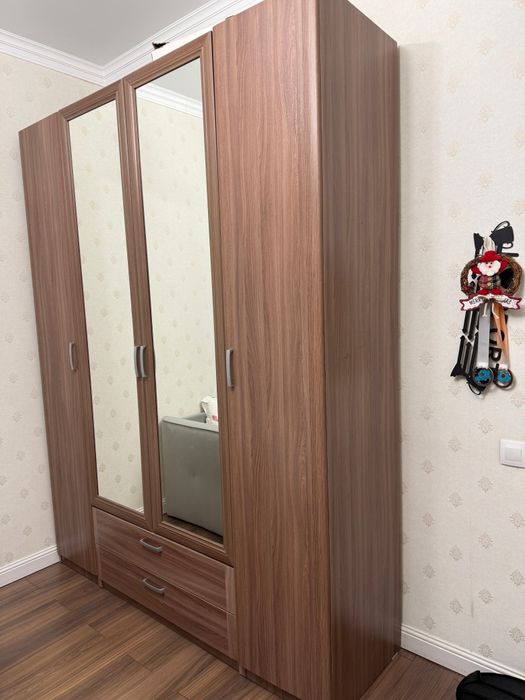 Продам стол письменный