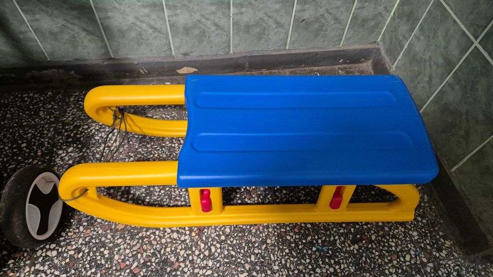 Sanie plastic pentru copii