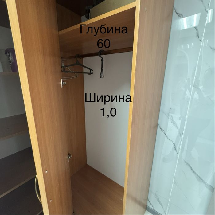 Продам угловой шкаф
