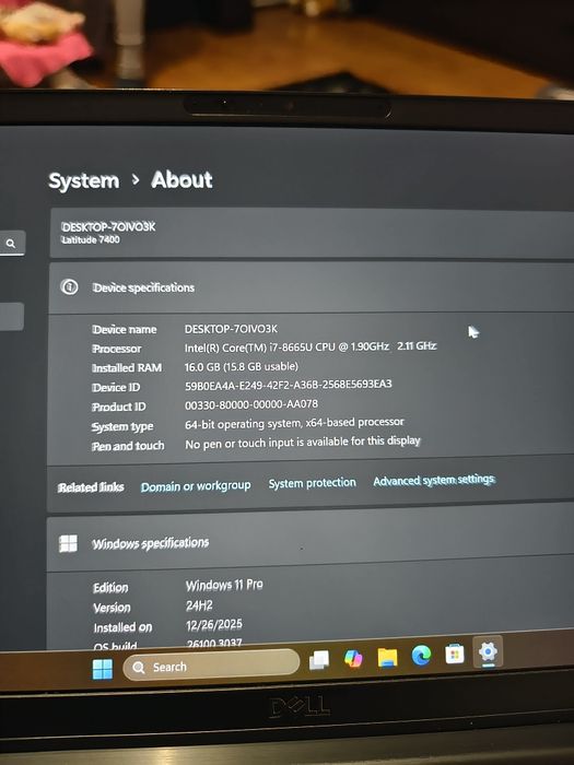 Laptop Dell 7400 i7 gen 8 16gb ram