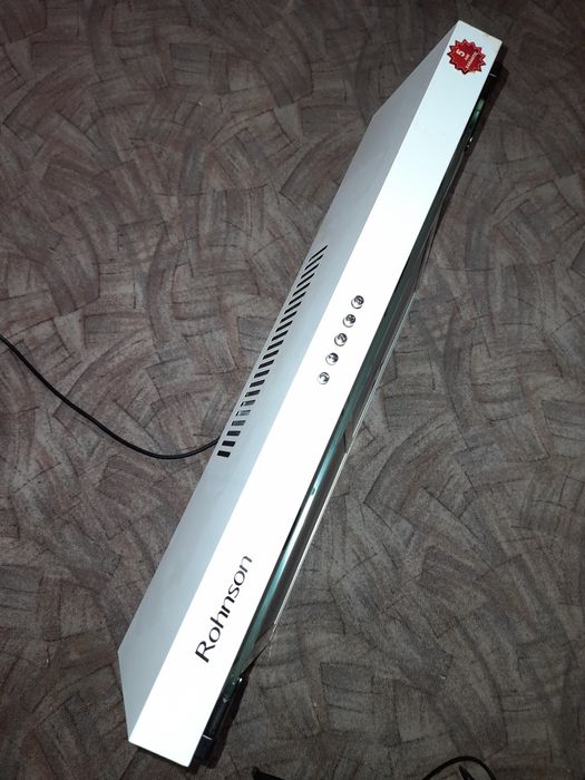 Vând hotă 2 bucăți