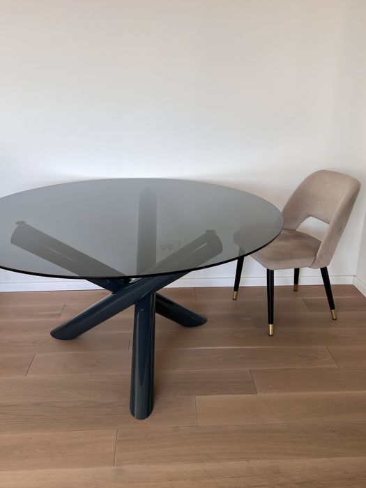 Masă dining rotundă sticlă + picioare metal, Ø140 cm, negociabil